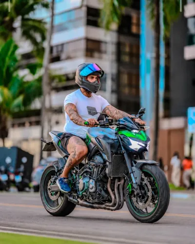 Z900 moto extra - baixa km 