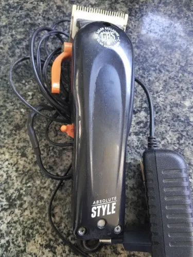 Máquina de cortar cabelo GBS