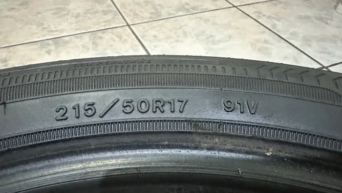 Pneu  aro 17