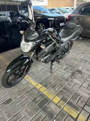 Fazer 150 2022 com manual e chave reserva