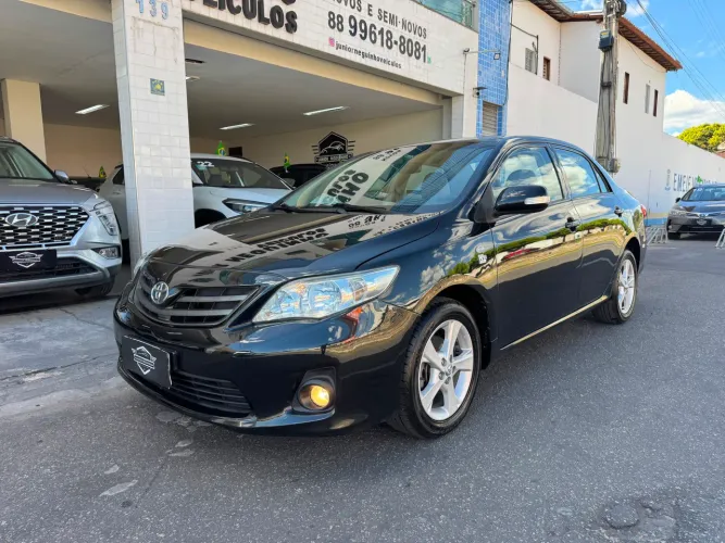 Toyota Corolla GLI 1.8 Flex 16V Aut. 2014