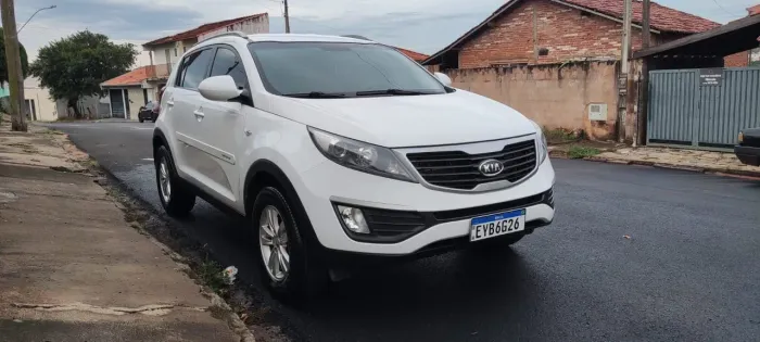 Kia Motors Sportage LX 2.0 16v/ 2.0 16V Flex Mec. 2012