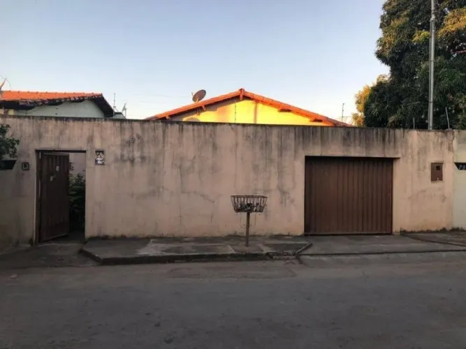 Casa 193 m² - Gameleira - Janaúba - MG