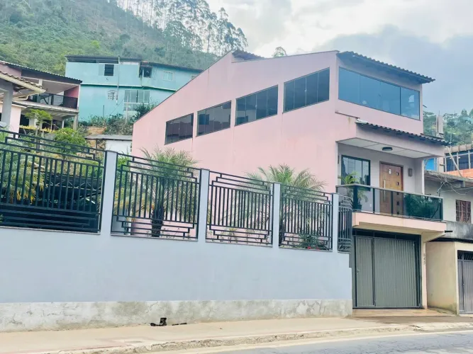 Casa em Santa Maria de jetibá triplex