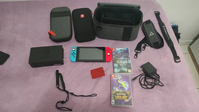 Nintendo switch V2 + cartão SD 128gb, + Pokemon Violet + Subnautica 1 e Below Zero 