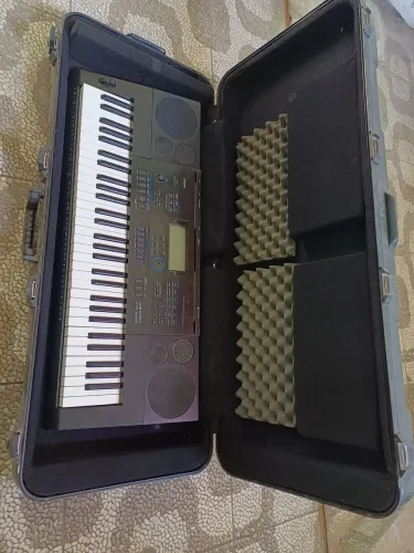 CASE DE TECLADO 5/8 61 TECLAS