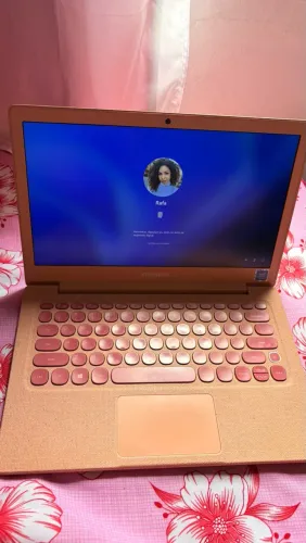Notebook Samsung Flash F30 - Celeron N4000 - 4GB RAM