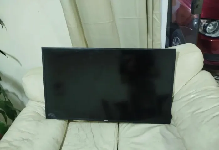 TV Samsung 43? Led - Retirada de Peças
