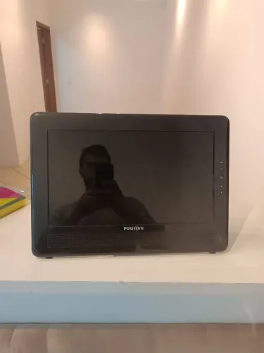MONITOR POSITIVO VGA 13"