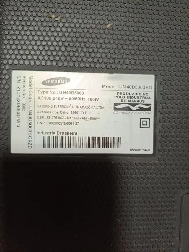 Tv Samsung 40" UN40D5003BG C/ DEFEITO