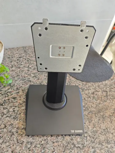 Suporte para monitor Asus TUF VG24V
