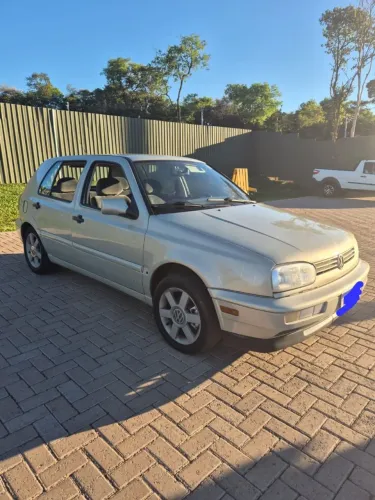 Volkswagen Golf GLX 2.0 4P 1998
