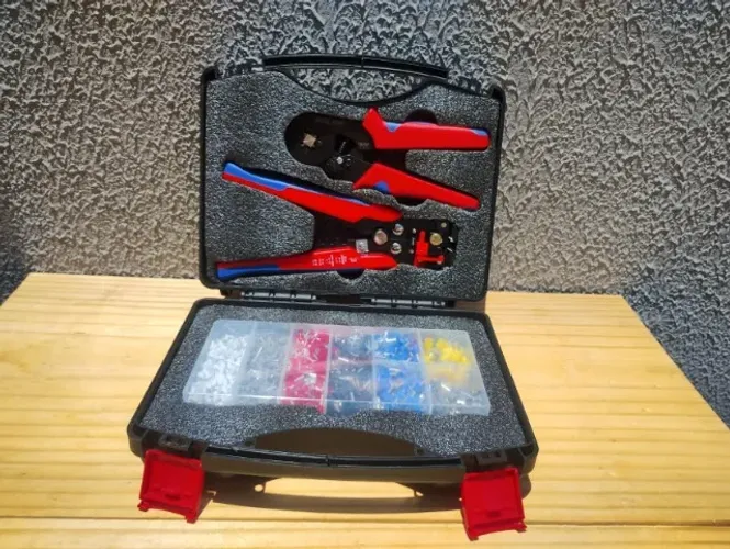 Alicates de Crimpagem Profissional + 1.900 Terminais Elétricos com Maleta