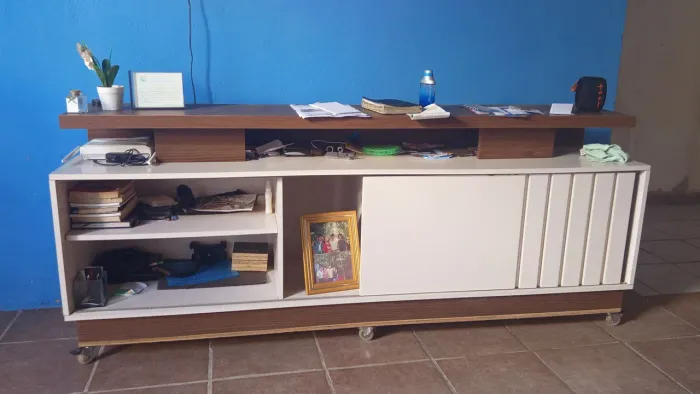 Vende-se rack seminovo qualquer coisa fale no PV