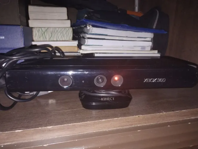 KINECT PARA XBOX 360 PRATICAMENTE NOVO!!