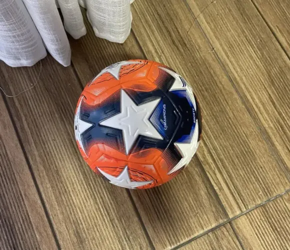 Bola de futebol Champions Campo e Society 
