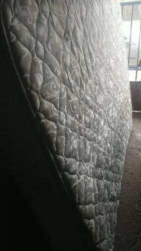 Vendo Cama King conservada