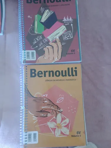 Livros bernoulli pré vestibular volume 4