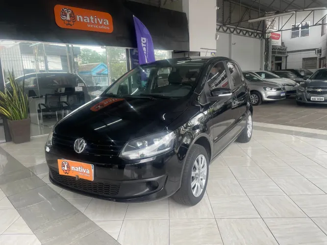 Volkswagen Fox 1.6 MI Total Flex 8V 5P 2014