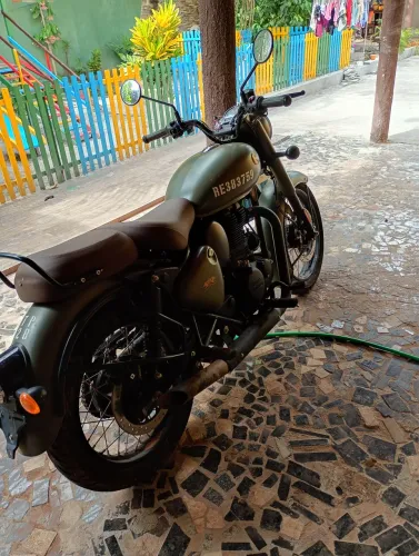Vende-se moto pouca usada