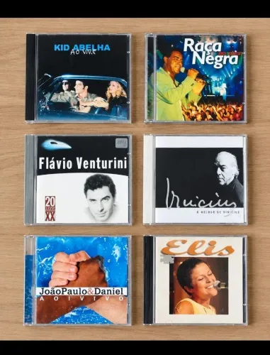 Lote 24 cds vários títulos 
