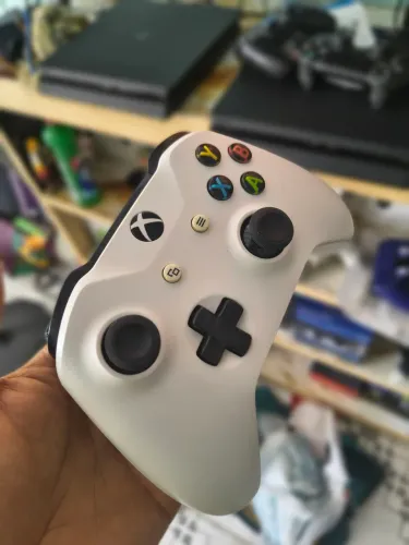 Controle Xbox one s X 200$