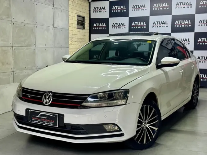 Volkswagen Jetta Comfortline 2.0 T.flex 8V 4P Tipt. 2015
