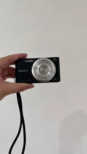 Cybershot Sony 16.1MP DSC W730