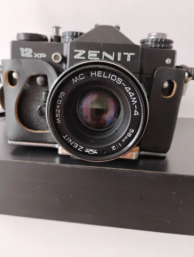 Zenit 12xp - impecável 