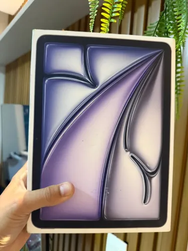 iPad Air M3 128GB - Silver - Lacrado