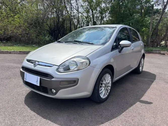 Fiat Punto Essence 1.6 Flex 16V 5P 2014