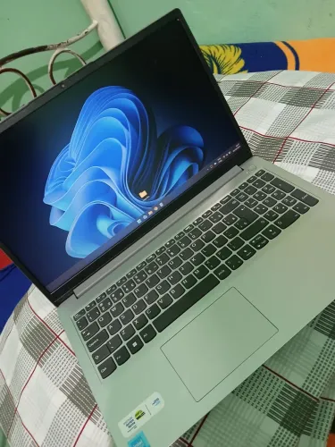 NOTEBOOK LENOVO