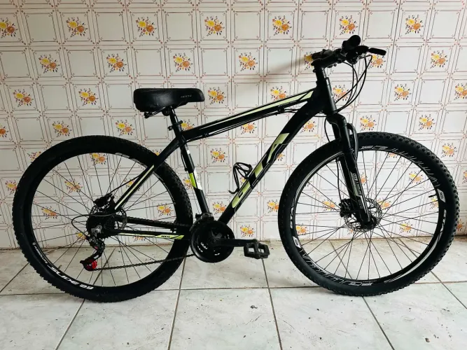 Bicicleta aro 29 freios Hidráulicos