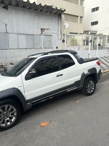 Fiat Strada Adventure1.8/ 1.8 Locker Flex CD 2015