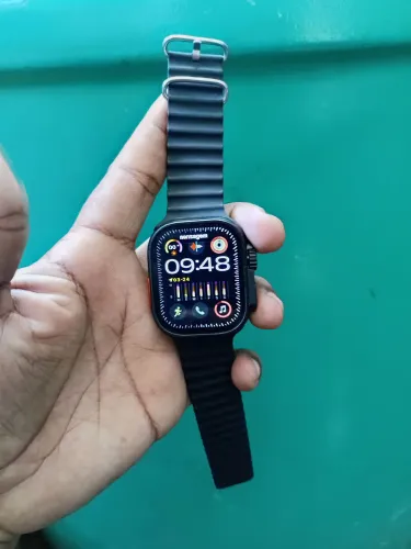 Vendo este SmartWatch a prova de respingos, carregamen por indução , aceito proposta