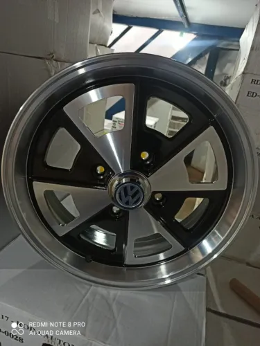 Roda Fusca Porsche 911 17 4x130 R98 - R$ 3.590,00