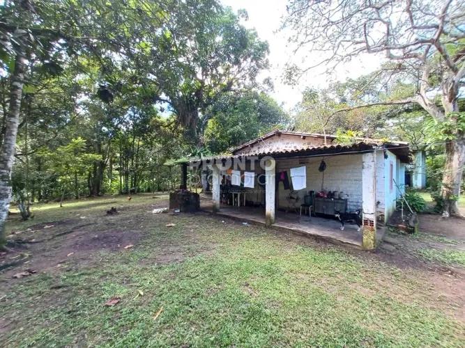 Chácara com 4 quartos em Aldeia dos Camarás