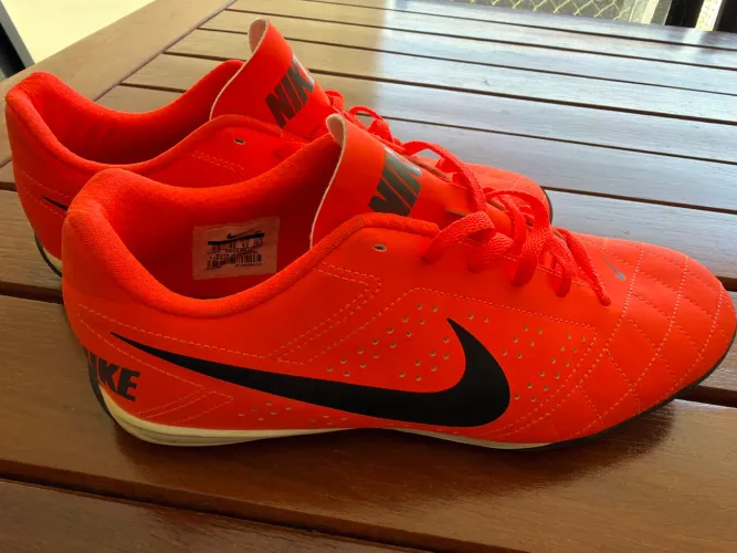 Chuteira Nike