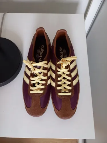 Tênis adidas Feminino 