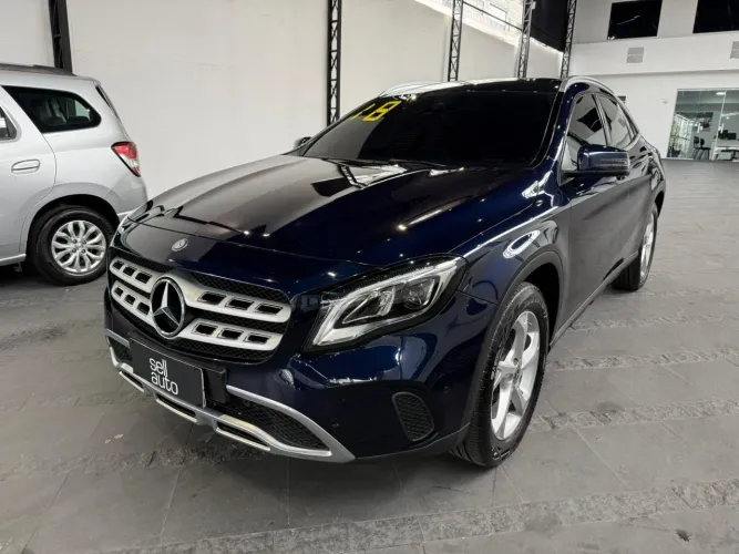 Mercedes-Benz GLA 200 Adv. 1.6/1.6 TB 16V Flex Aut. 2018