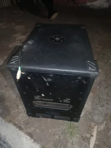 Sub grave 15 soud box ativo