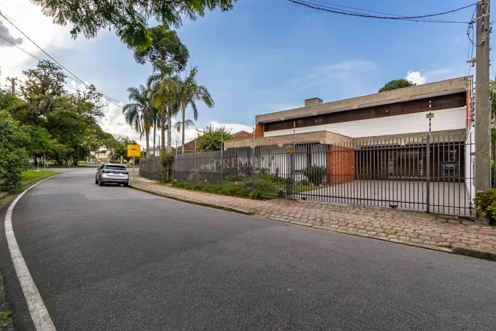 Casa com 4 quartos e 2 suítes à venda no Jardim Social