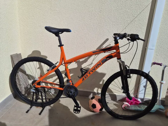 Bike - Bicicleta Btwin aro 26 semi nova