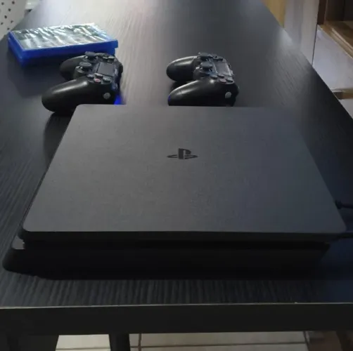 PS4 SLIM