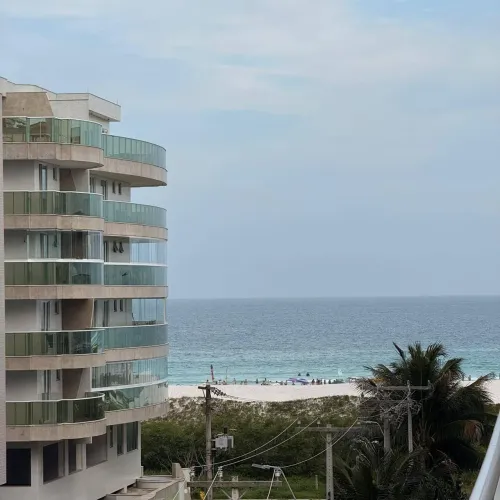 COBERTURA COM 4 QUARTOS, JACUZZI E VISTA MAR NO ALGODOAL CABO FRIO/RJ
