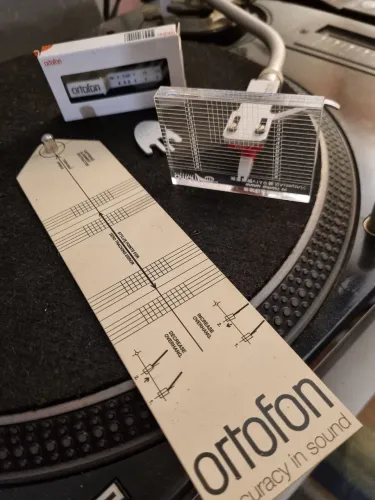 Toca discos kit Ortofon audiófilo