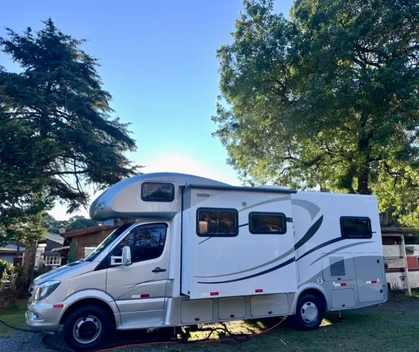 Motorhome Santo Inácio 7.5 CNH B Slide Out Sistema de Lítio Completo Motorcasa