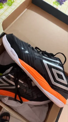 Chuteira umbro pro5 bump 