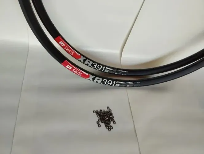 Par de aros dt swiss XR 391 28 furos aro 29 mtb + 56 raios dt swiss