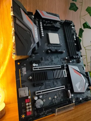 Kit Ryzen 5 5500 + Placa x470 AORUS ULTRA GAMING